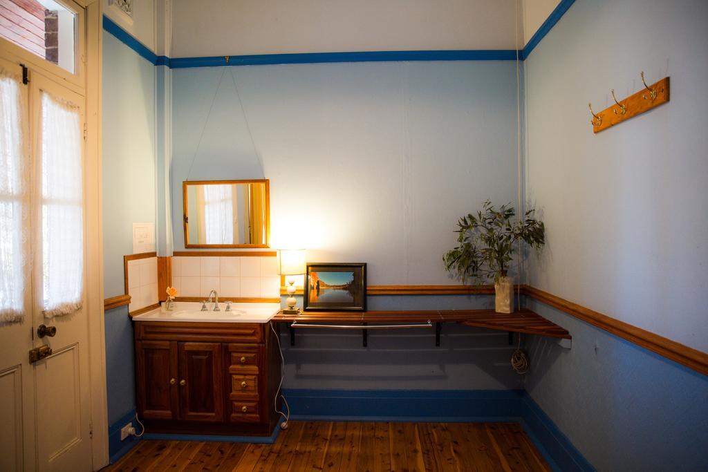 Boorowa Hotel Екстериор снимка