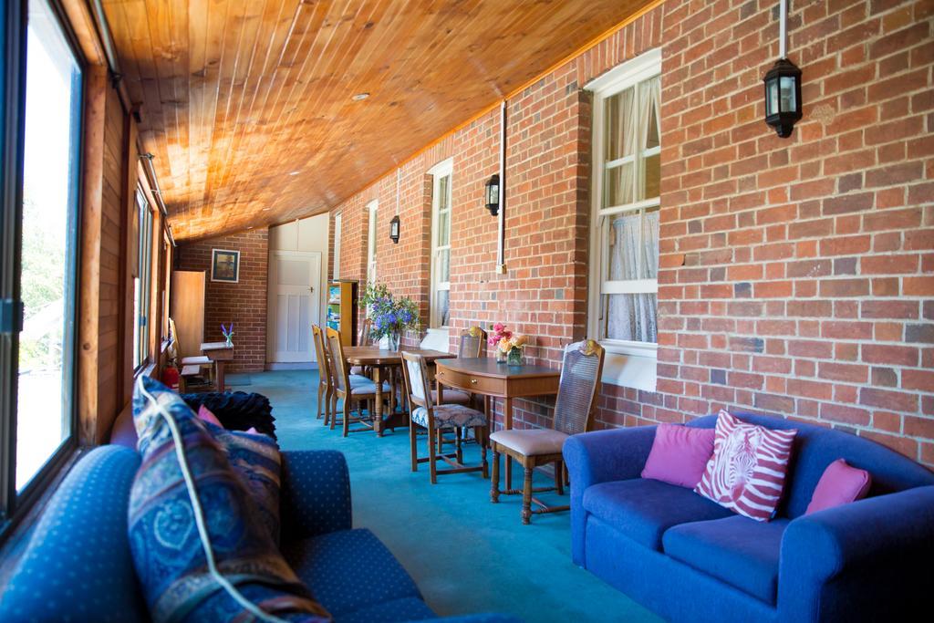 Boorowa Hotel Екстериор снимка