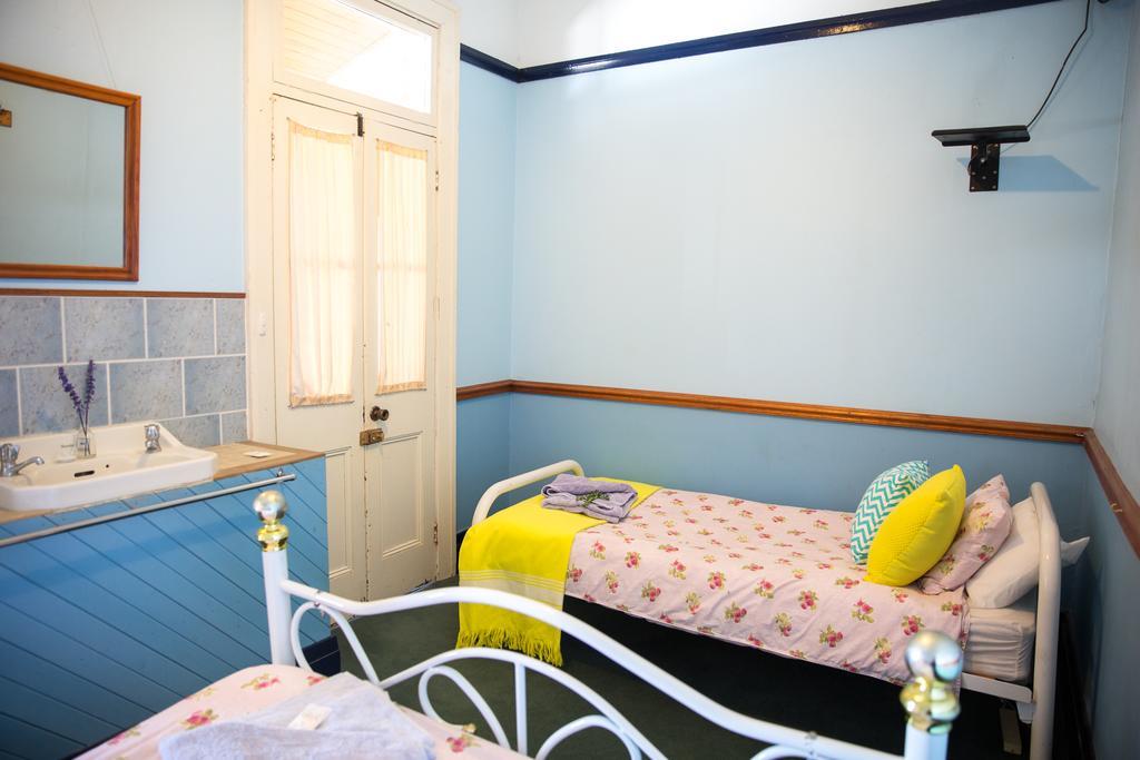 Boorowa Hotel Екстериор снимка