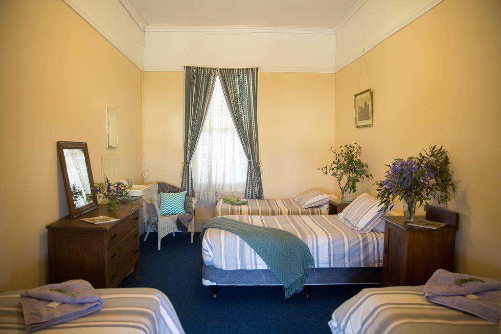 Boorowa Hotel Екстериор снимка
