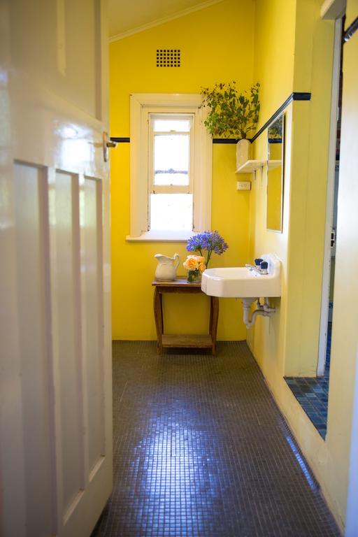 Boorowa Hotel Екстериор снимка