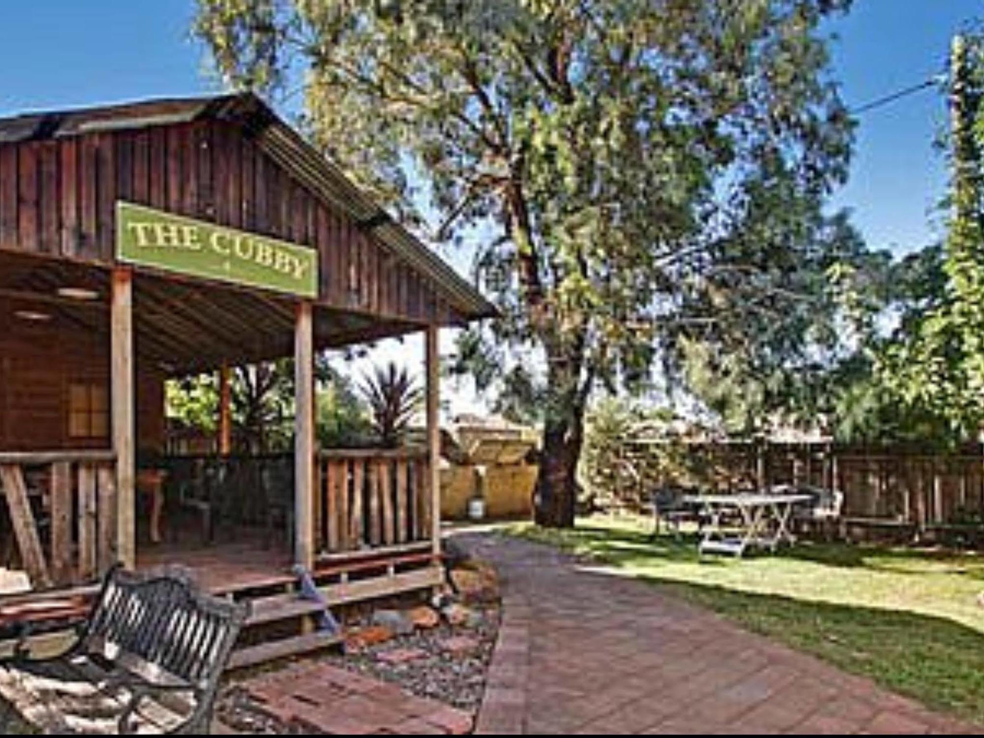 Boorowa Hotel Екстериор снимка